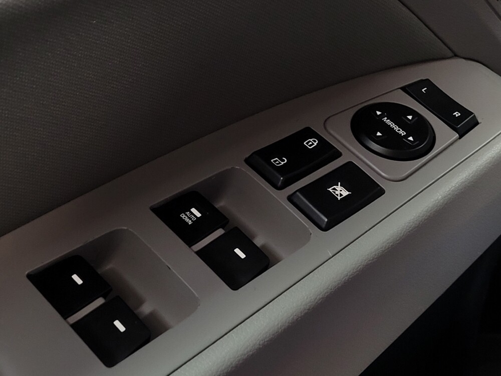 2018 Hyundai Elantra in Athens, GA 30606 - 18132808 27