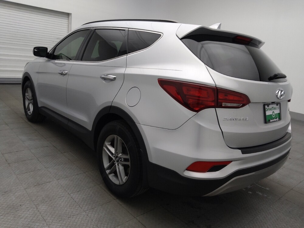 2018 Hyundai Santa Fe in Jacksonville, FL 32210 - 18132811 5