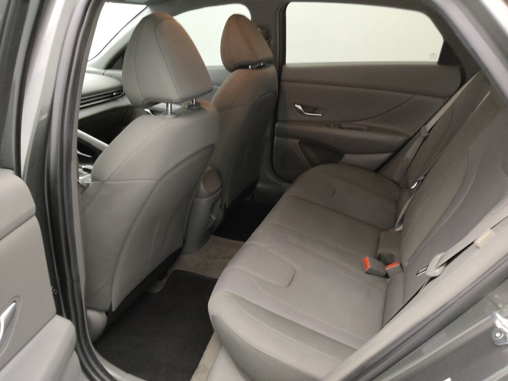 2024 Hyundai Elantra in Independence, MO 64055 - 18132817 18