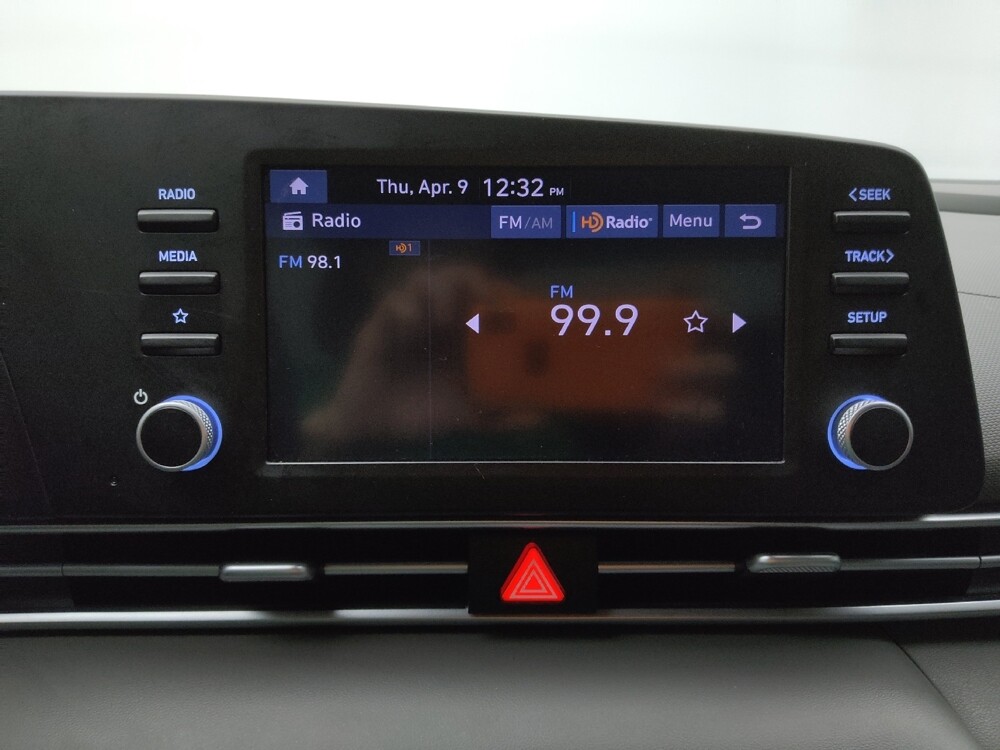 2024 Hyundai Elantra in Independence, MO 64055 - 18132817 25