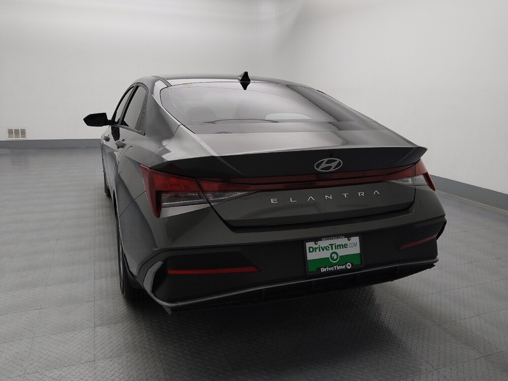 2024 Hyundai Elantra in Independence, MO 64055 - 18132817 6