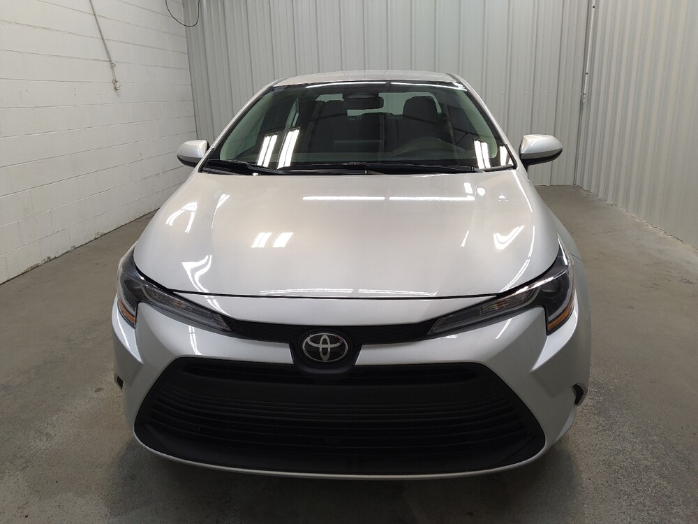 2025 Toyota Corolla in Fairfield, OH 45014 - 18132819 15