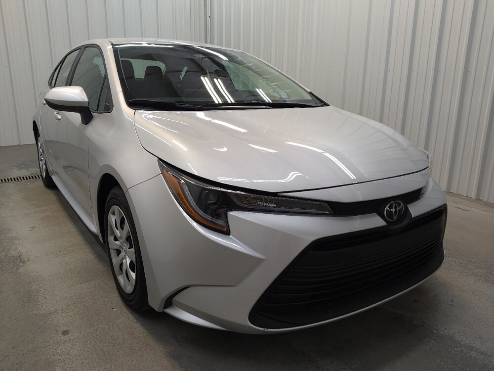 2025 Toyota Corolla in Fairfield, OH 45014 - 18132819 13