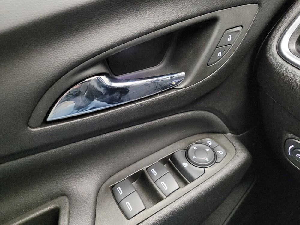 2023 Chevrolet Equinox in Eastpointe, MI 48021 - 18132824 27