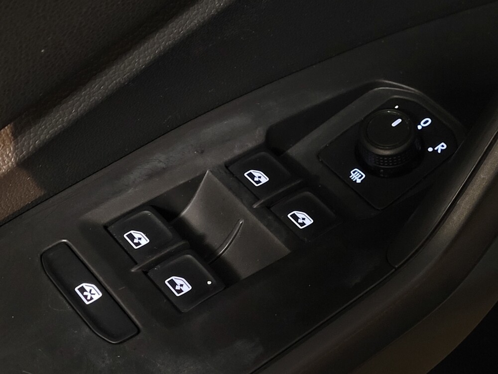 2019 Volkswagen Jetta in Athens, GA 30606 - 18132825 27