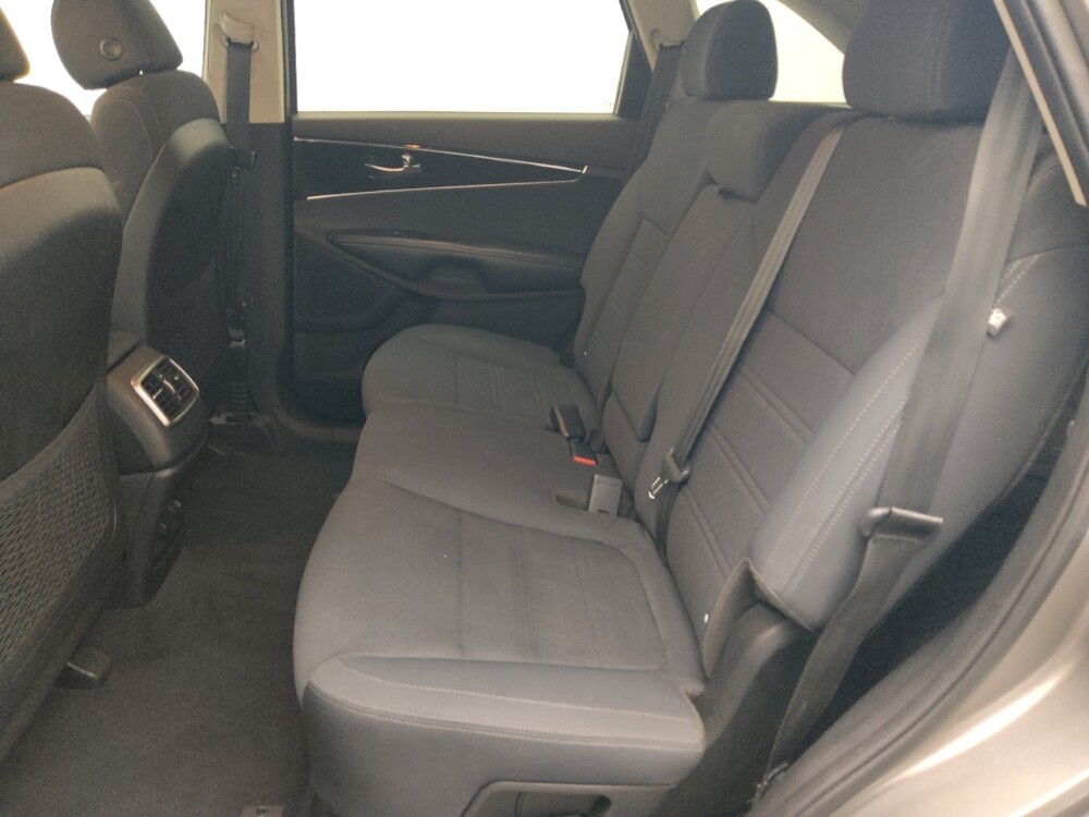 2018 Kia Sorento in Jackson, MS 39211 - 18132826 18