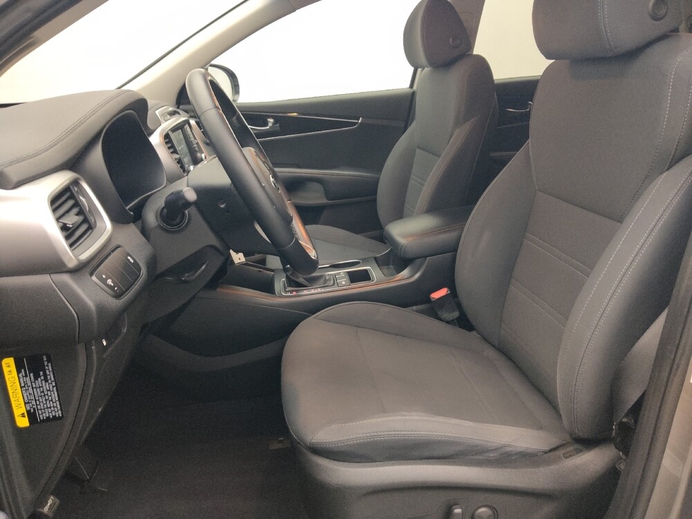 2018 Kia Sorento in Jackson, MS 39211 - 18132826 17