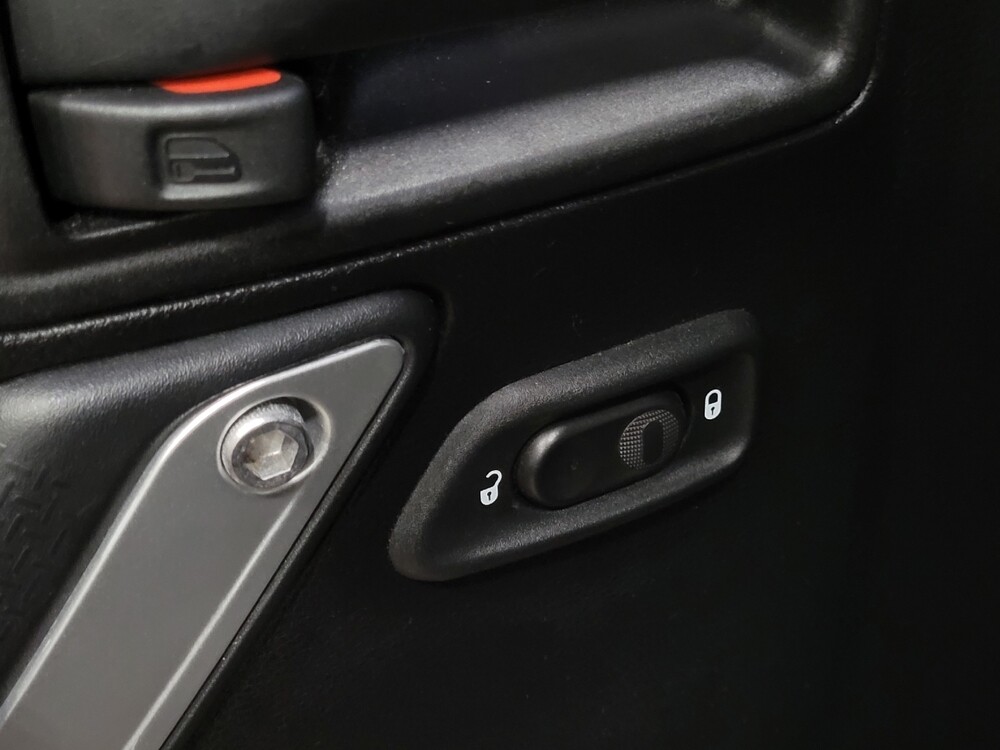 2016 Jeep Wrangler in Pittsburgh, PA 15237 - 18132828 27