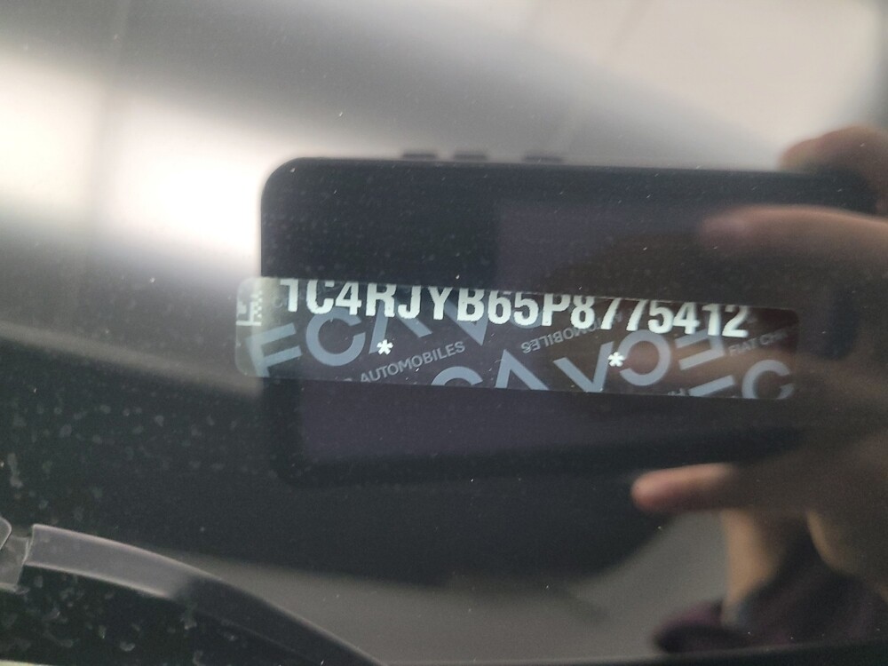 2023 Jeep Grand Cherokee in Indianapolis, IN 46219 - 18132830 33