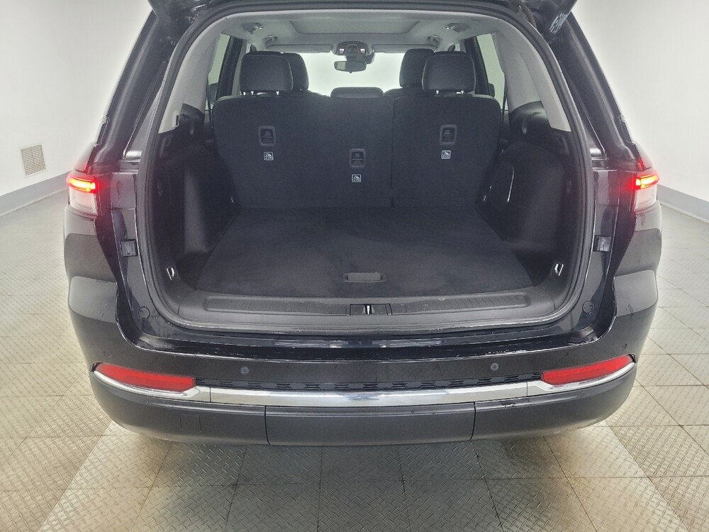 2023 Jeep Grand Cherokee in Indianapolis, IN 46219 - 18132830 29