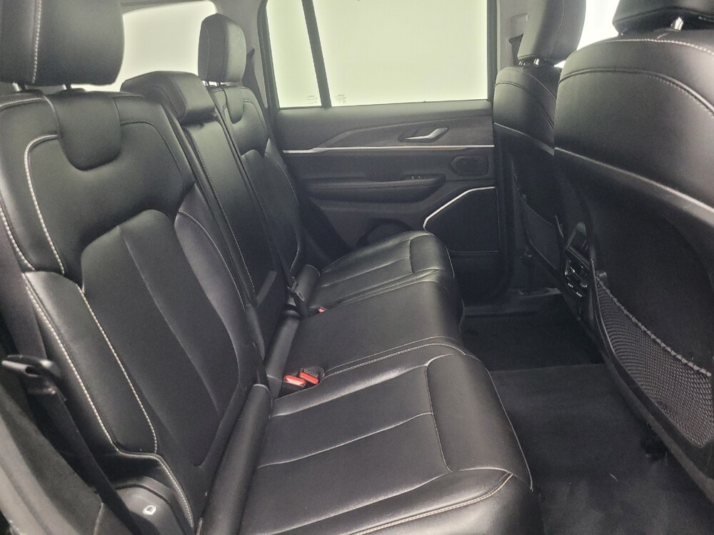 2023 Jeep Grand Cherokee in Indianapolis, IN 46219 - 18132830 19