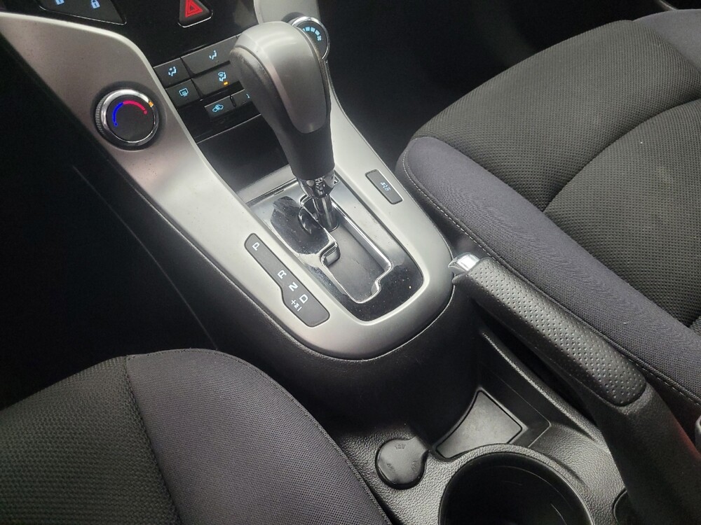 2014 Chevrolet Cruze in Indianapolis, IN 46219 - 18132831 26