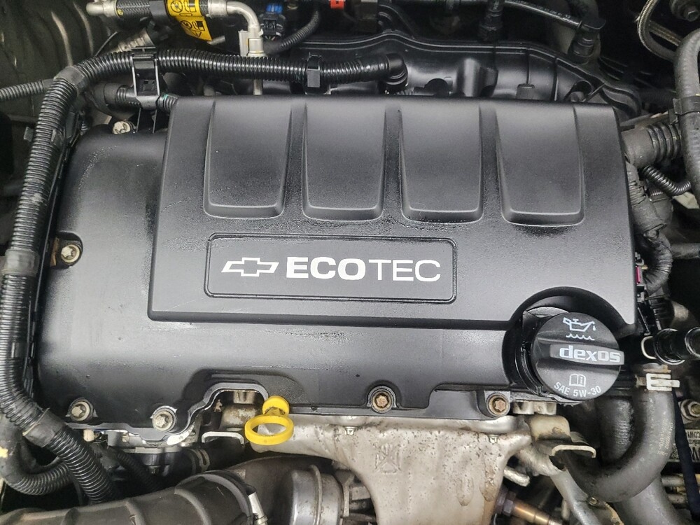 2014 Chevrolet Cruze in Indianapolis, IN 46219 - 18132831 30