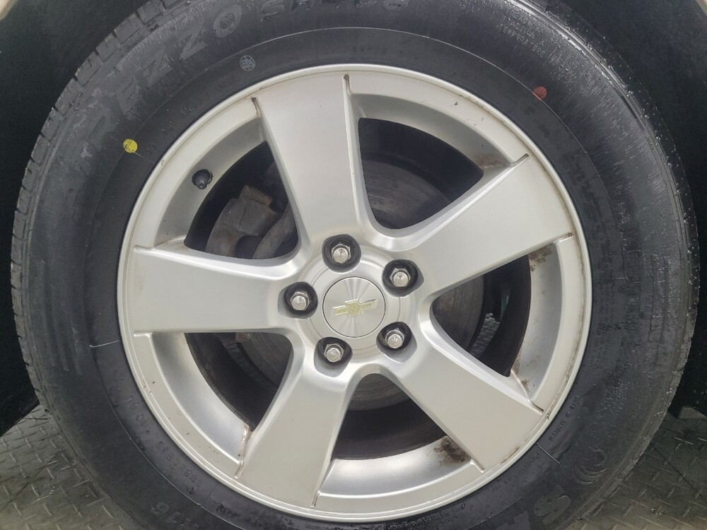 2014 Chevrolet Cruze in Indianapolis, IN 46219 - 18132831 31