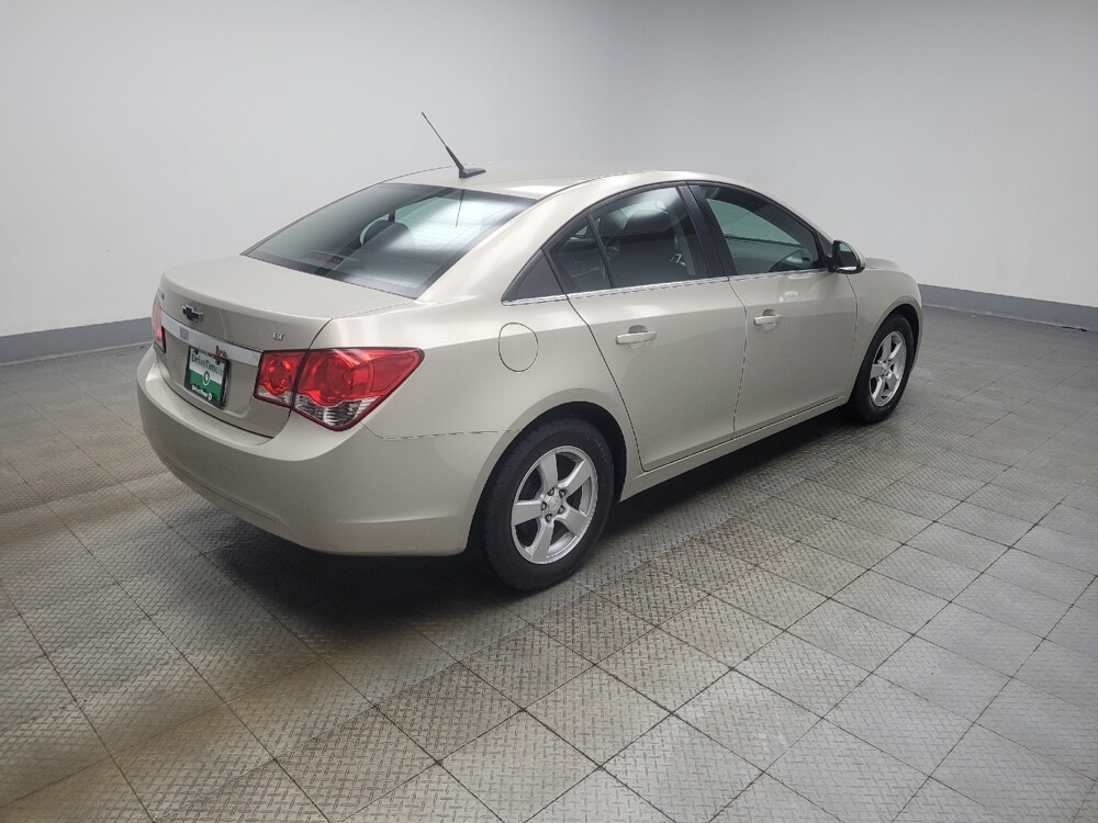 2014 Chevrolet Cruze in Indianapolis, IN 46219 - 18132831 10