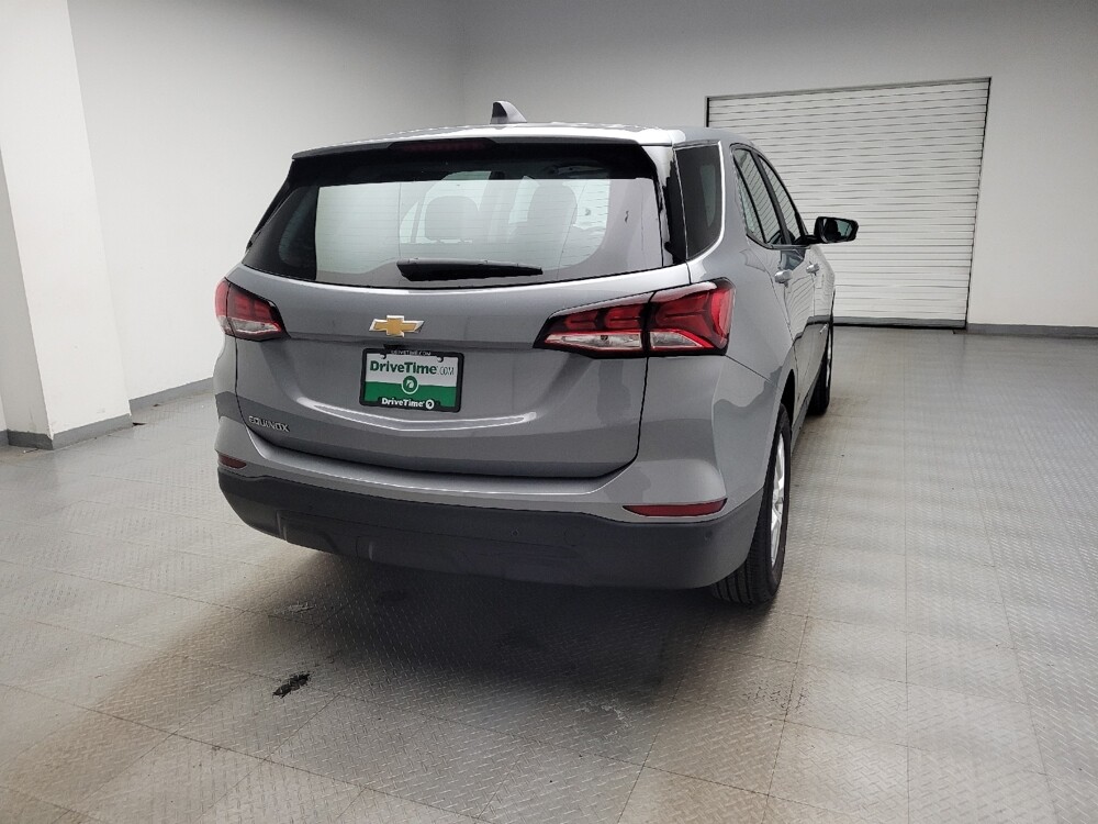 2024 Chevrolet Equinox in Eastpointe, MI 48021 - 18132837 7
