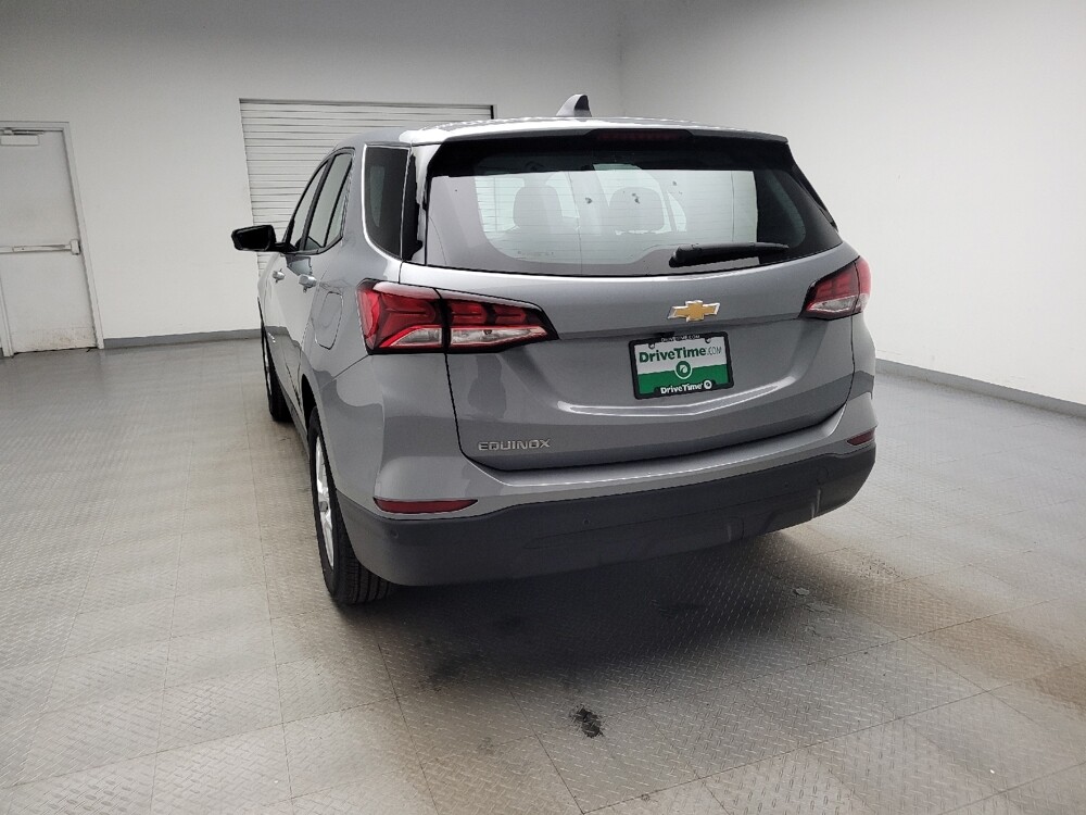 2024 Chevrolet Equinox in Eastpointe, MI 48021 - 18132837 6