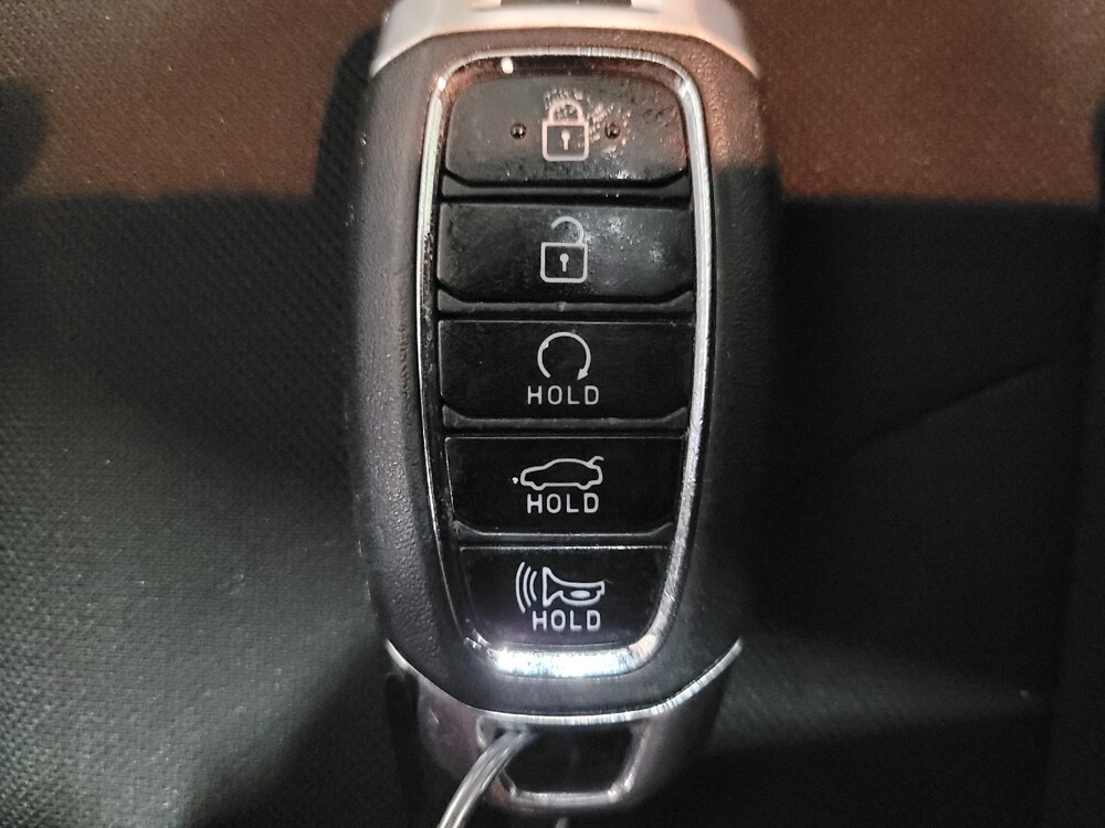 2022 Hyundai Elantra in New Castle, DE 19720 - 18132841 32