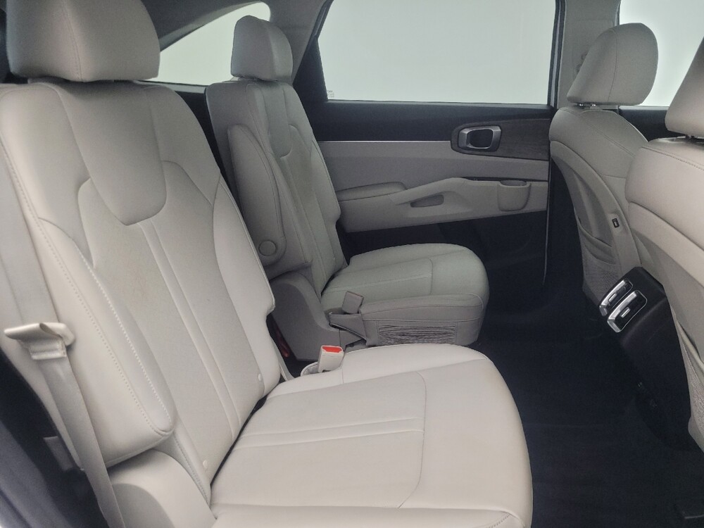 2023 Kia Sorento in Indianapolis, IN 46222 - 18132847 19