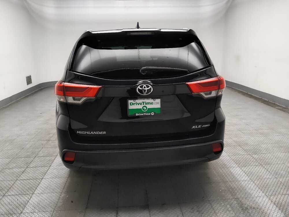 2018 Toyota Highlander in Des Moines, IA 50310 - 18132849 6