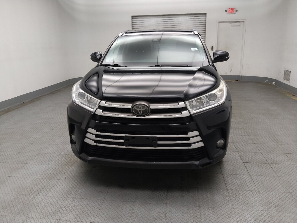2018 Toyota Highlander in Des Moines, IA 50310 - 18132849 15