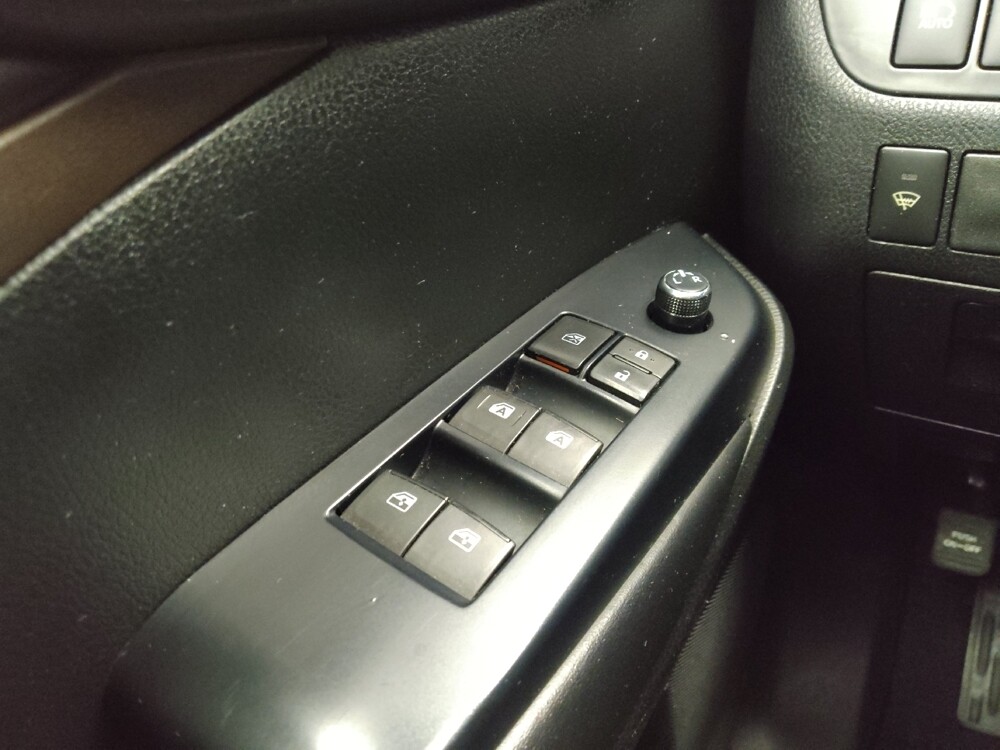 2018 Toyota Highlander in Des Moines, IA 50310 - 18132849 27