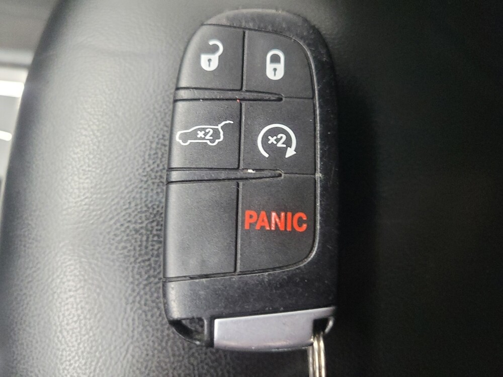 2019 Jeep Grand Cherokee in Mishawaka, IN 46545 - 18132851 32