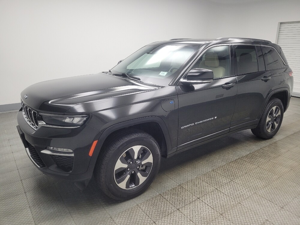 2023 Jeep Grand Cherokee in Mishawaka, IN 46545 - 18132852 2