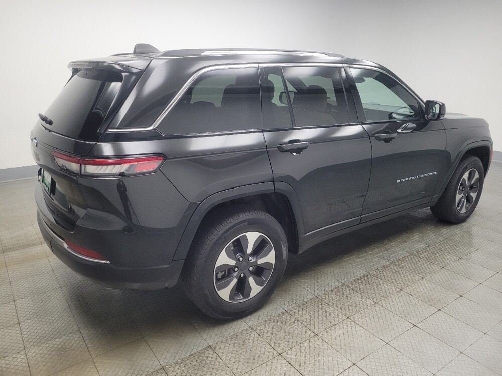 2023 Jeep Grand Cherokee in Mishawaka, IN 46545 - 18132852 10