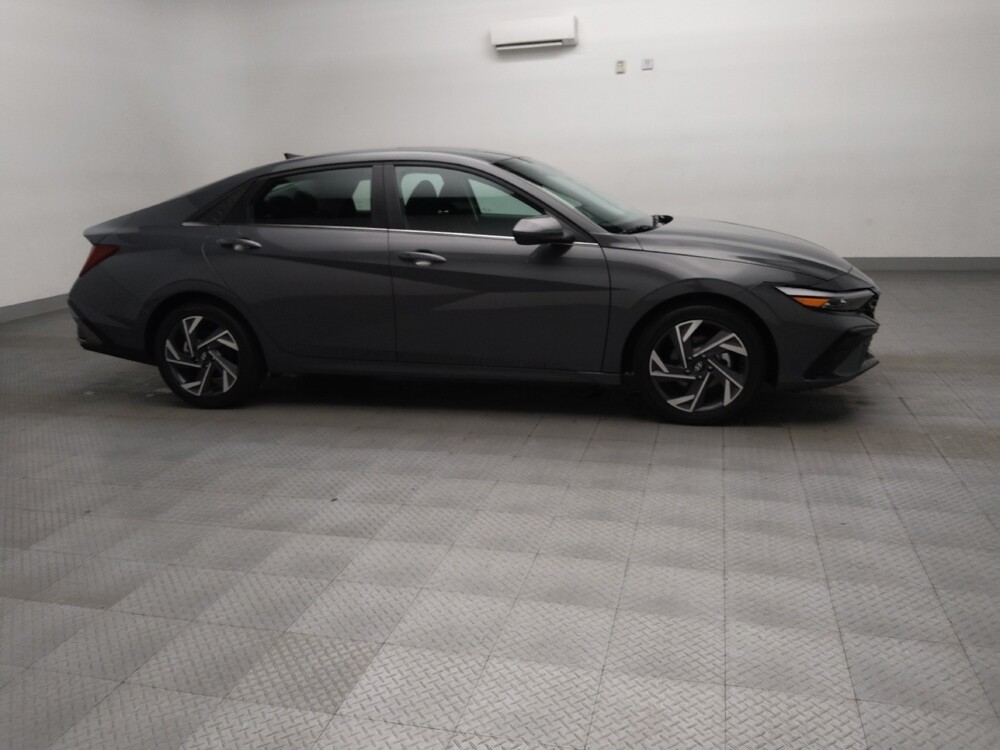 2025 Hyundai Elantra in Plano, TX 75074 - 18132855 11