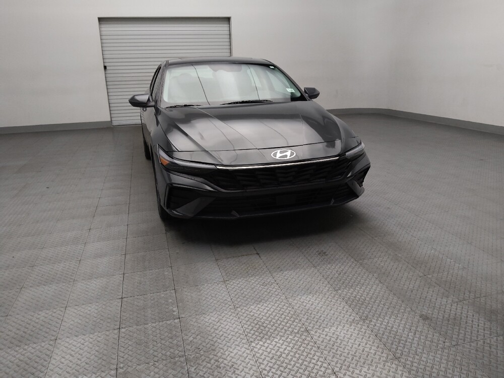 2025 Hyundai Elantra in Plano, TX 75074 - 18132855 14
