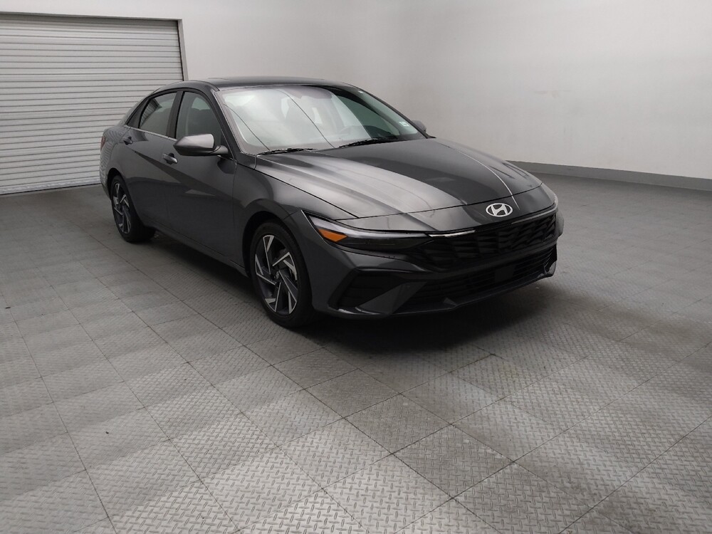 2025 Hyundai Elantra in Plano, TX 75074 - 18132855 13