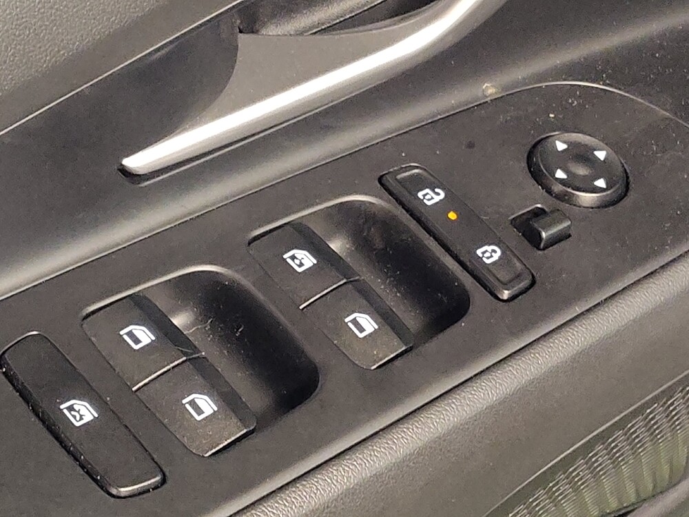 2025 Hyundai Elantra in Plano, TX 75074 - 18132855 27