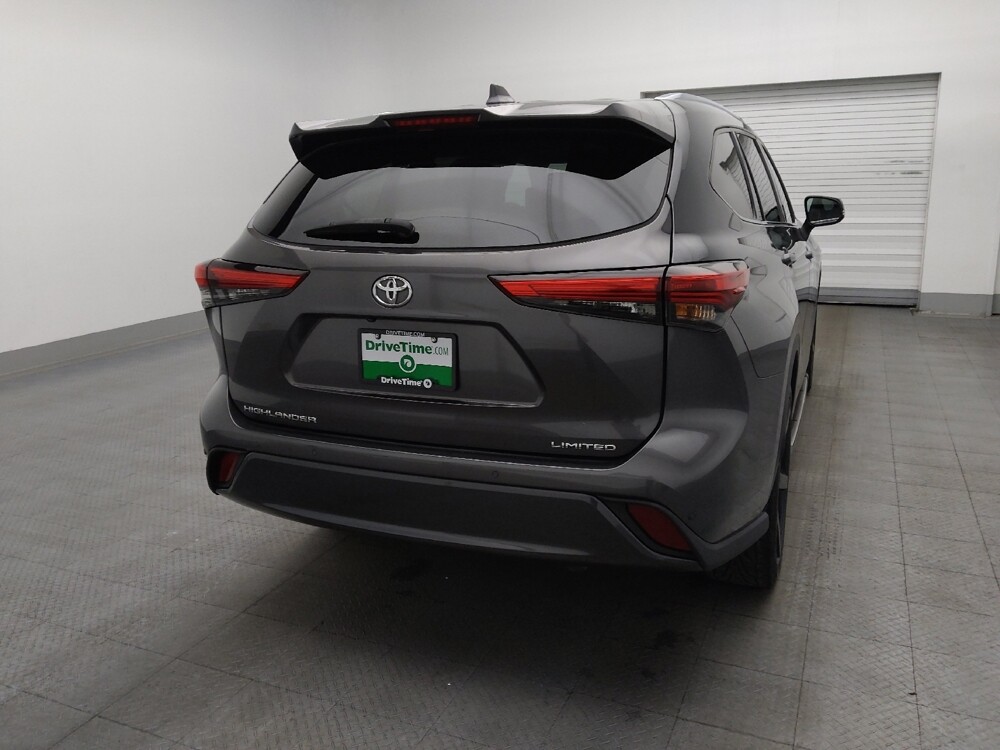 2020 Toyota Highlander in Orlando, FL 32808 - 18132856 7