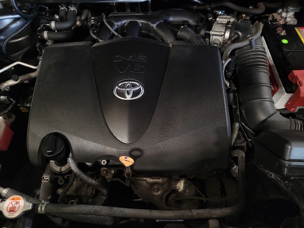 2020 Toyota Highlander in Orlando, FL 32808 - 18132856 30