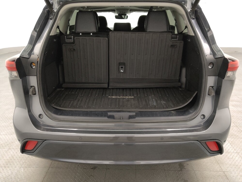 2020 Toyota Highlander in Orlando, FL 32808 - 18132856 29