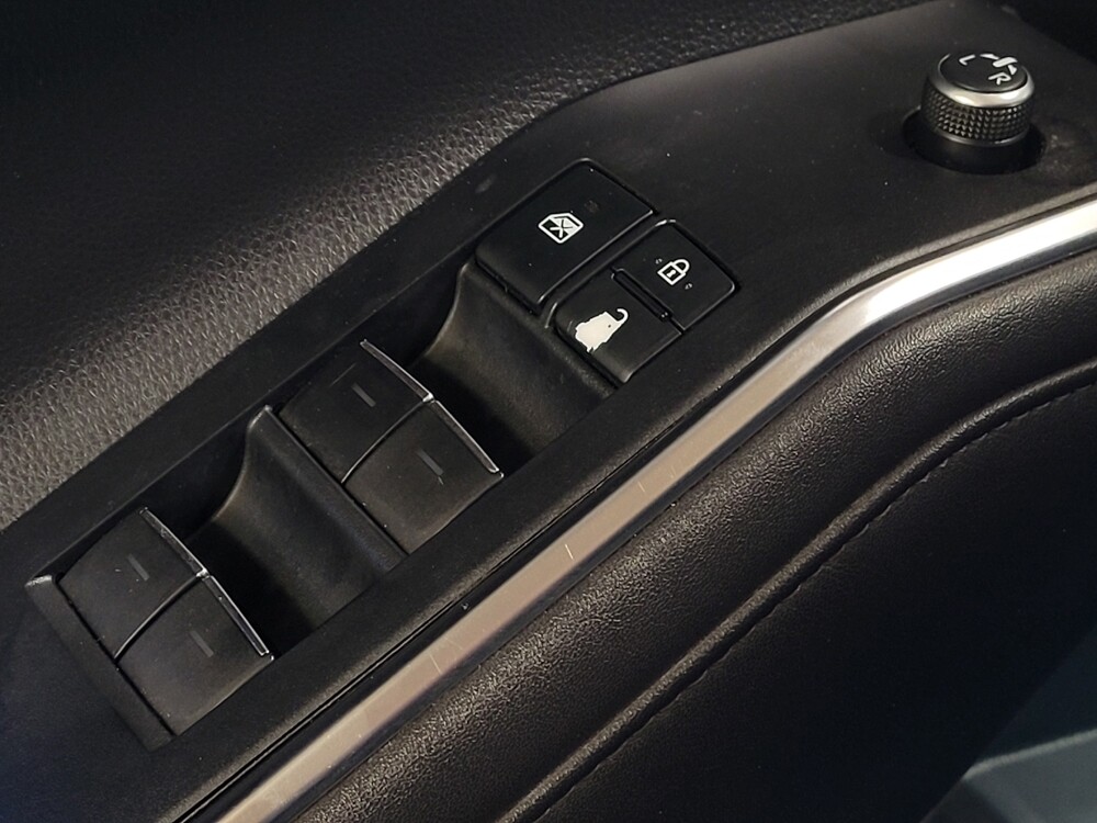 2020 Toyota Highlander in Orlando, FL 32808 - 18132856 27