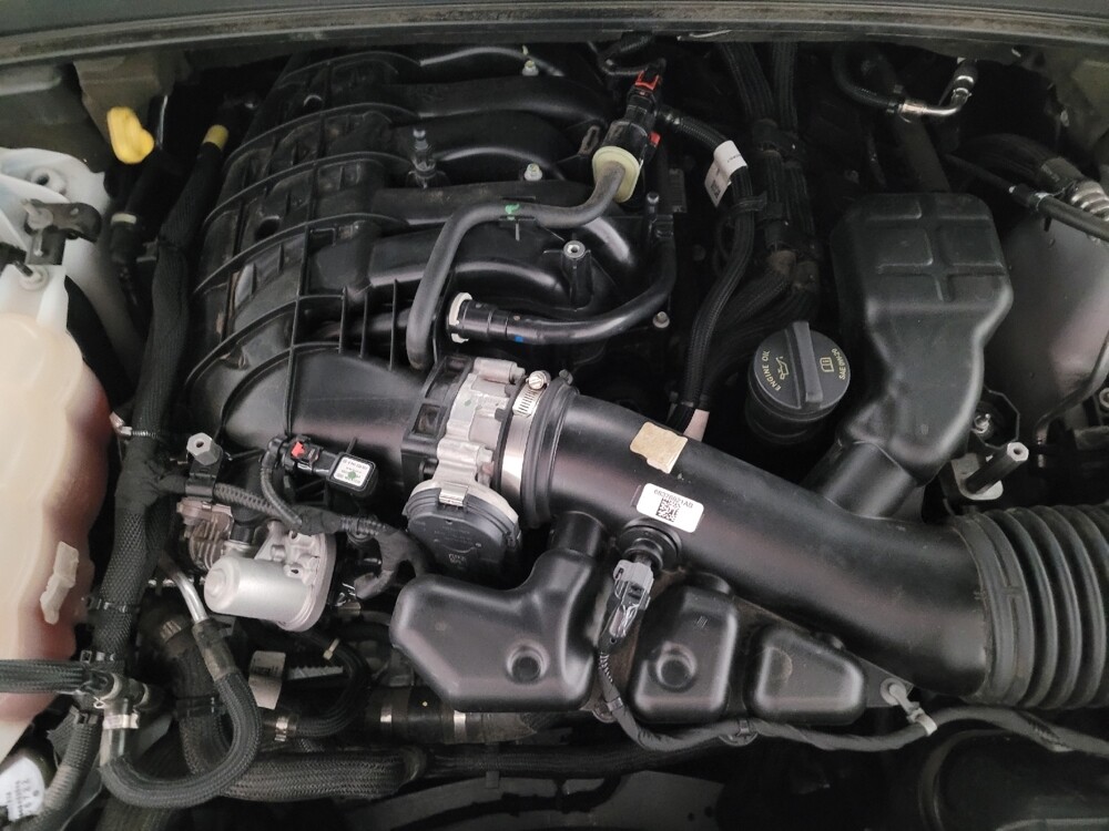 2022 Jeep Grand Cherokee in Downey, CA 90241 - 18132857 30