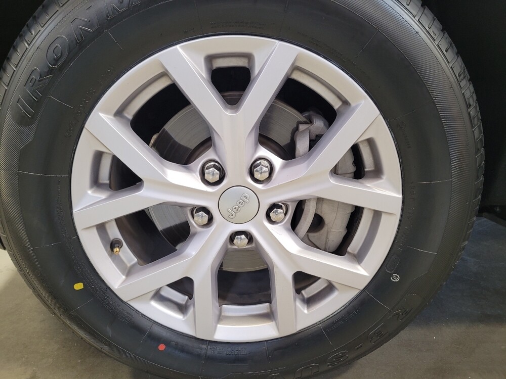 2022 Jeep Grand Cherokee in Downey, CA 90241 - 18132857 31