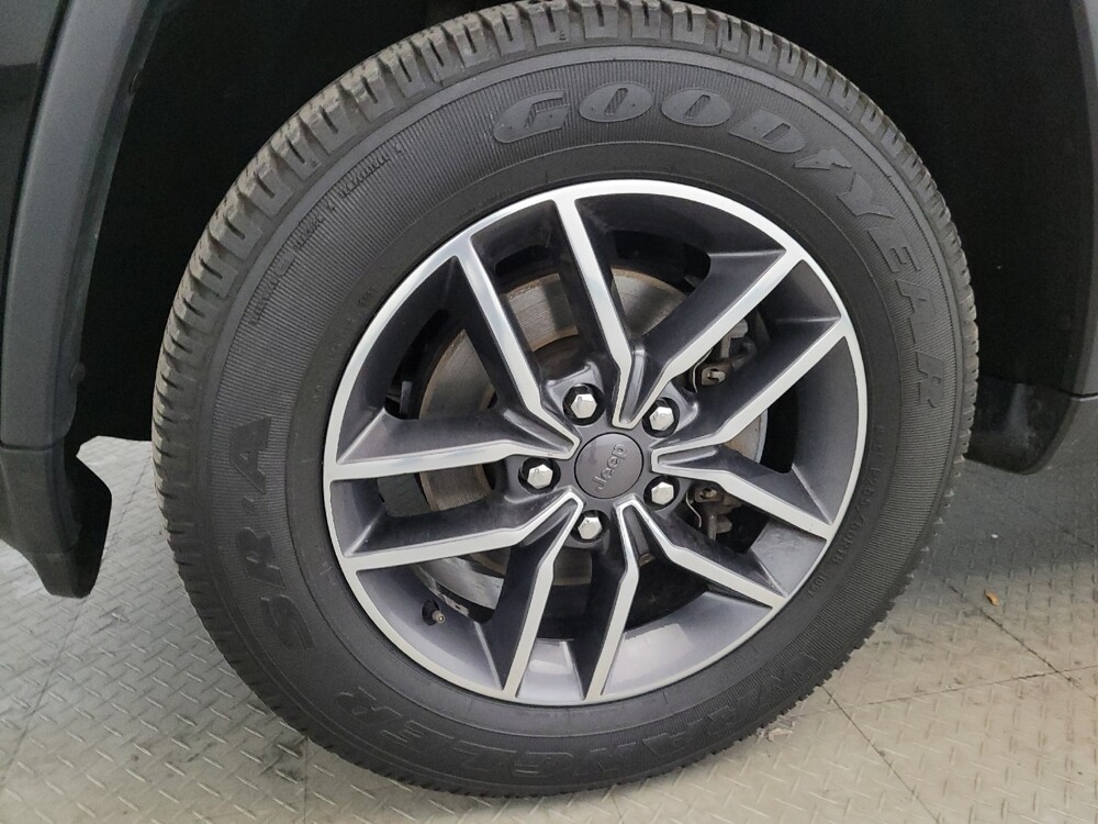 2019 Jeep Grand Cherokee in Newport News, VA 23601 - 18132865 31