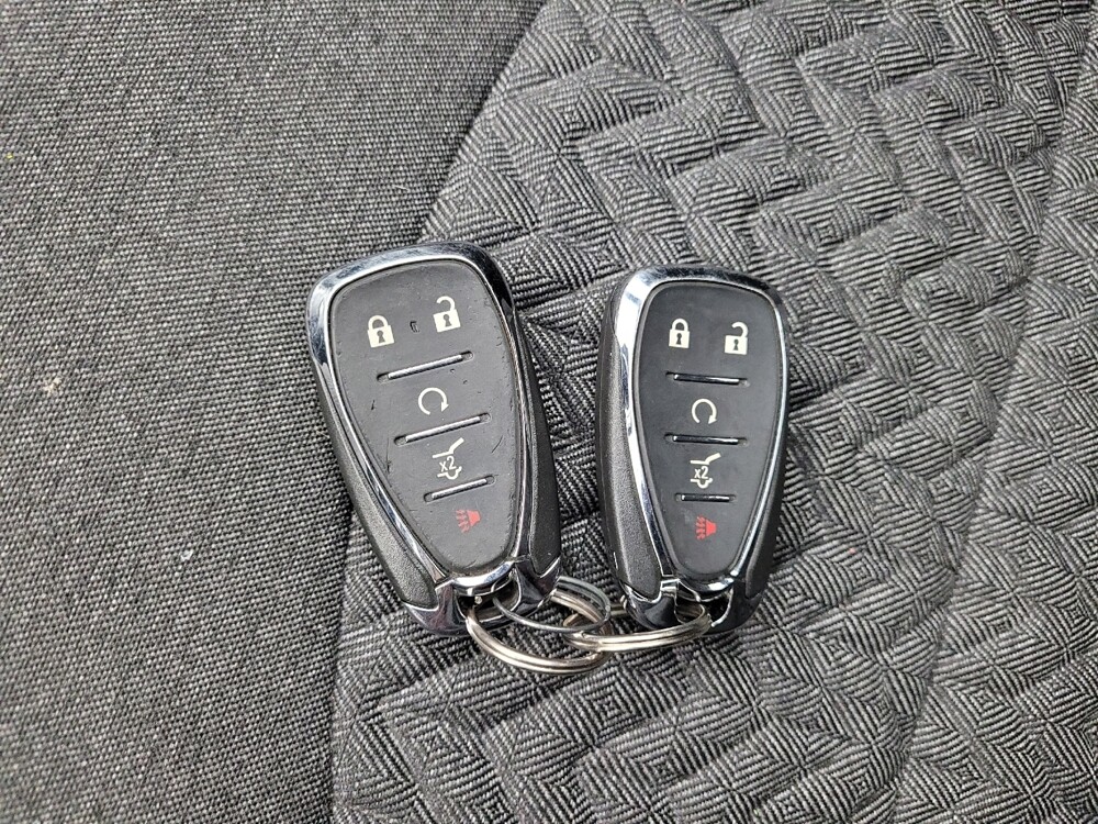 2023 Chevrolet Equinox in Eastpointe, MI 48021 - 18132866 32