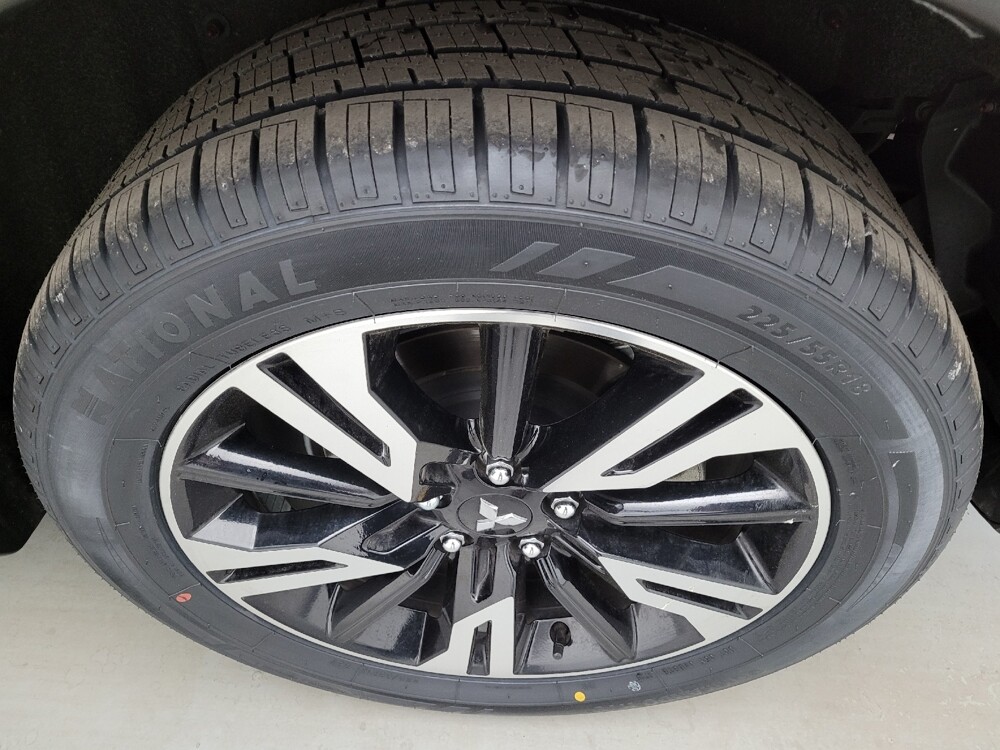 2024 Mitsubishi Eclipse Cross in Toledo, OH 43617 - 18132871 31