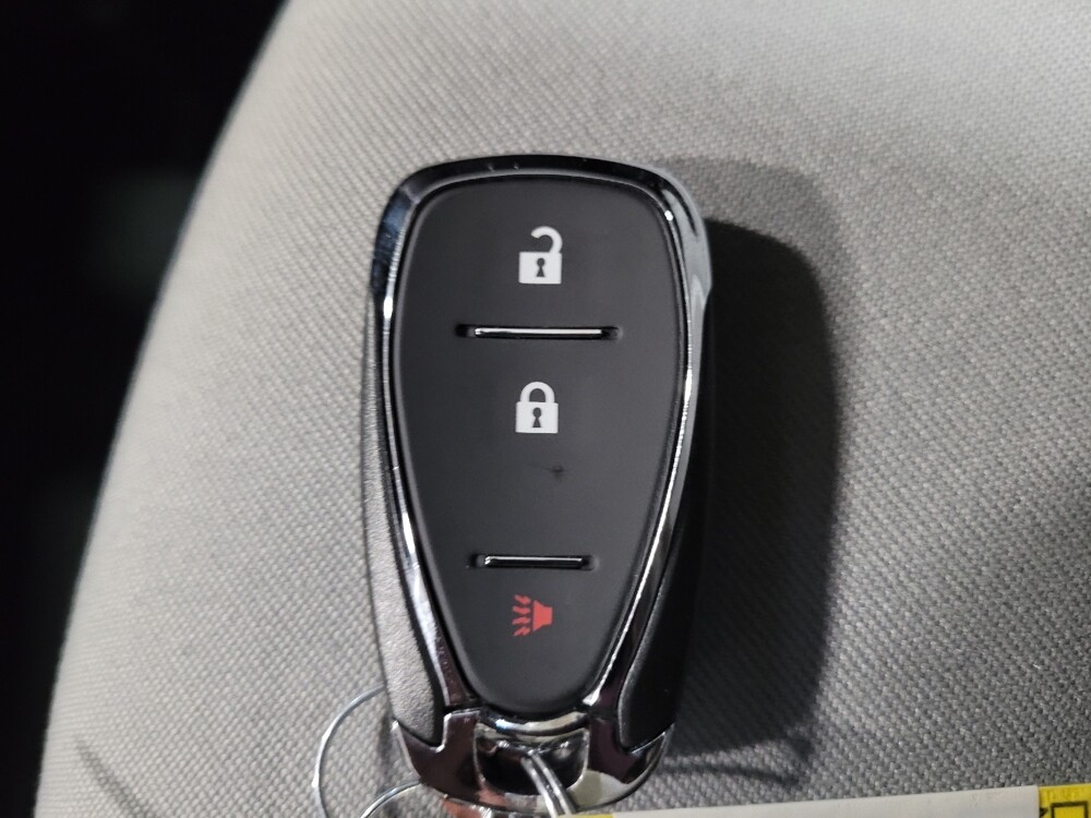 2021 Chevrolet Equinox in New Castle, DE 19720 - 18132873 32