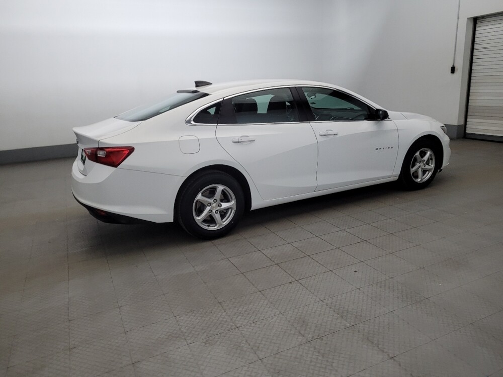 2018 Chevrolet Malibu in New Castle, DE 19720 - 18132874 10