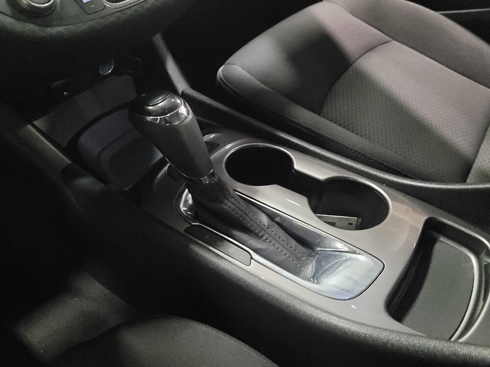 2018 Chevrolet Malibu in New Castle, DE 19720 - 18132874 26