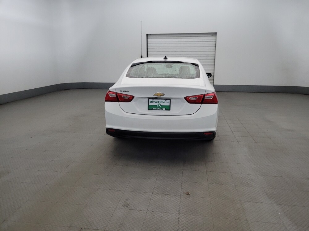 2018 Chevrolet Malibu in New Castle, DE 19720 - 18132874 7