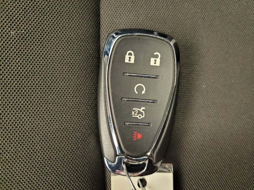 2017 Chevrolet Camaro in Lexington, KY 40509 - 18132878 32