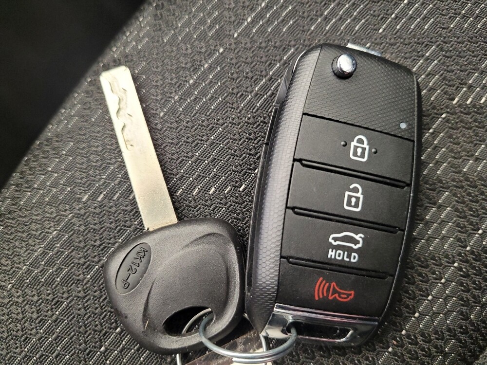 2021 Kia Rio in Columbus, OH 43228 - 18132883 32