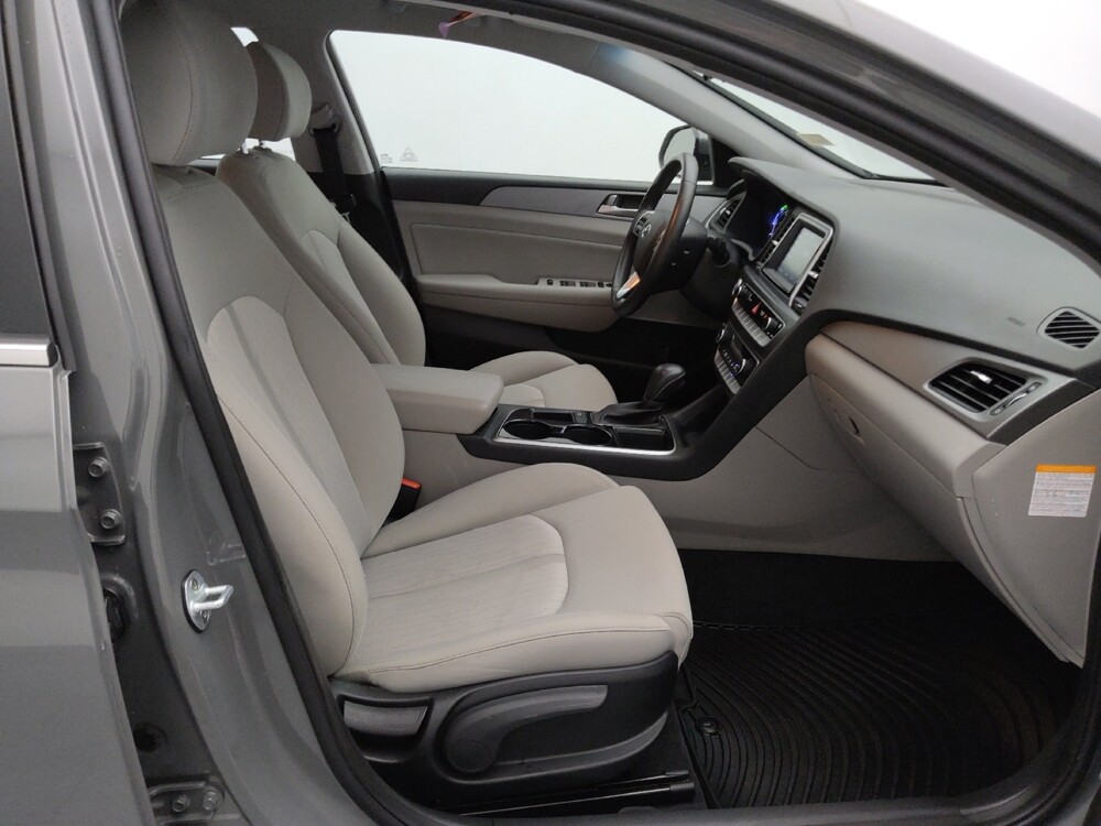 2019 Hyundai Sonata in Independence, MO 64055 - 18132888 21