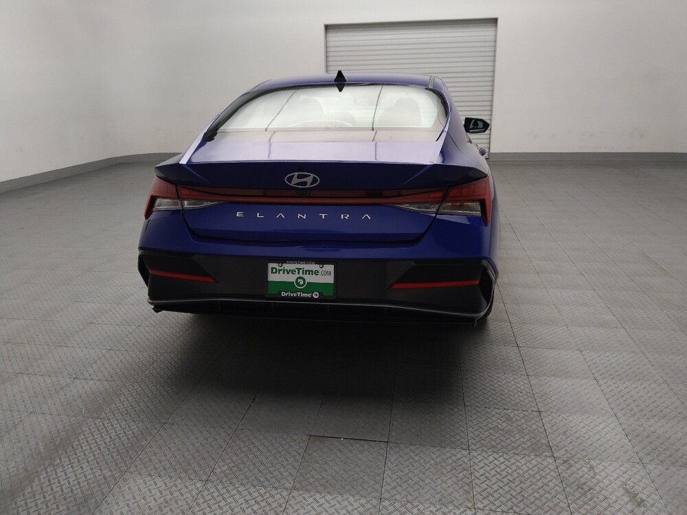 2025 Hyundai Elantra in Lubbock, TX 79424 - 18132889 7
